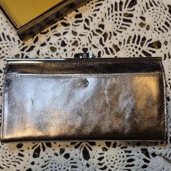 Franco Sarto Metallic Silver Wallet - Picture 2 of 12